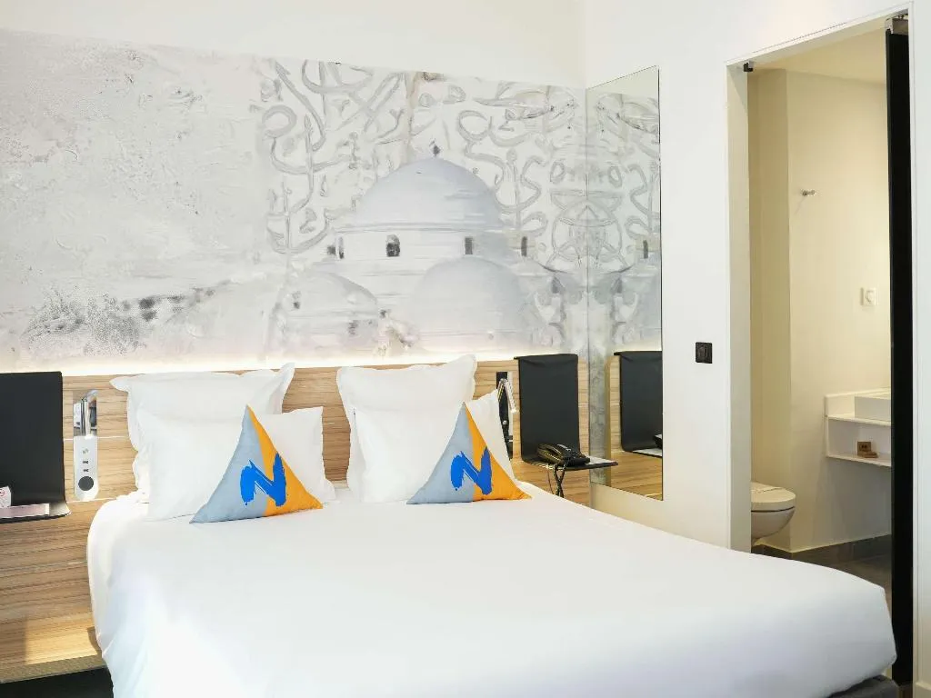 DOUBLE CLASSIC DOUBLE BED Room, Novotel Tunis Lac, Tunisia
