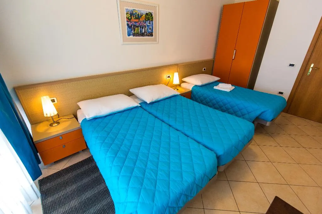 APARTMENT CAPACITY 5 ONE BEDROOM Room, Splendid Resort, Istria