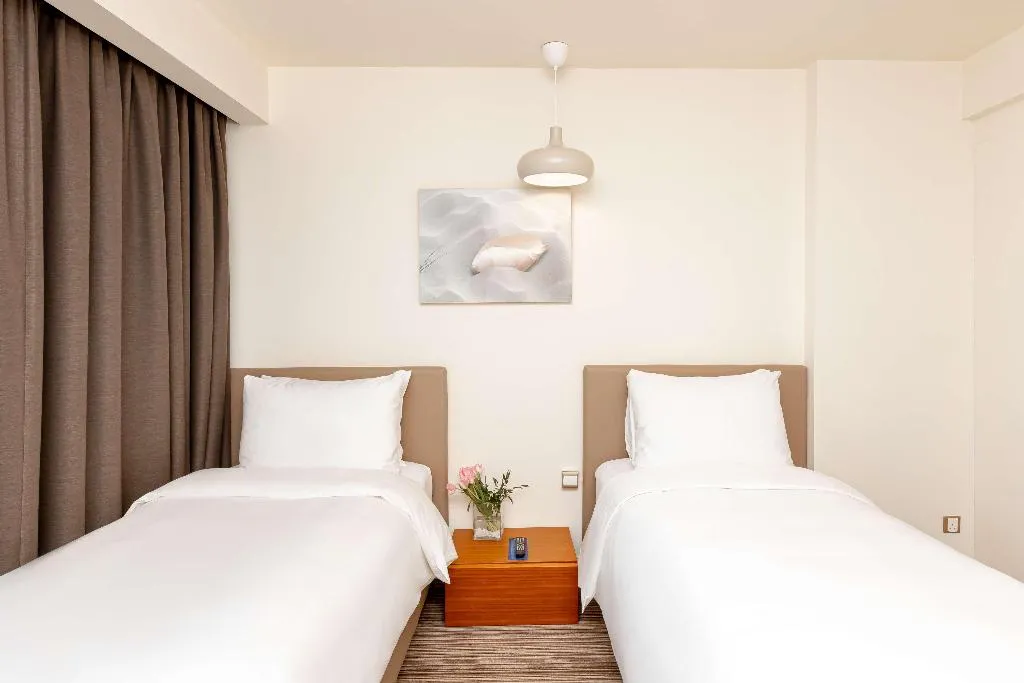 Room, Radisson Blu Residence Dubai Marina, Dubai