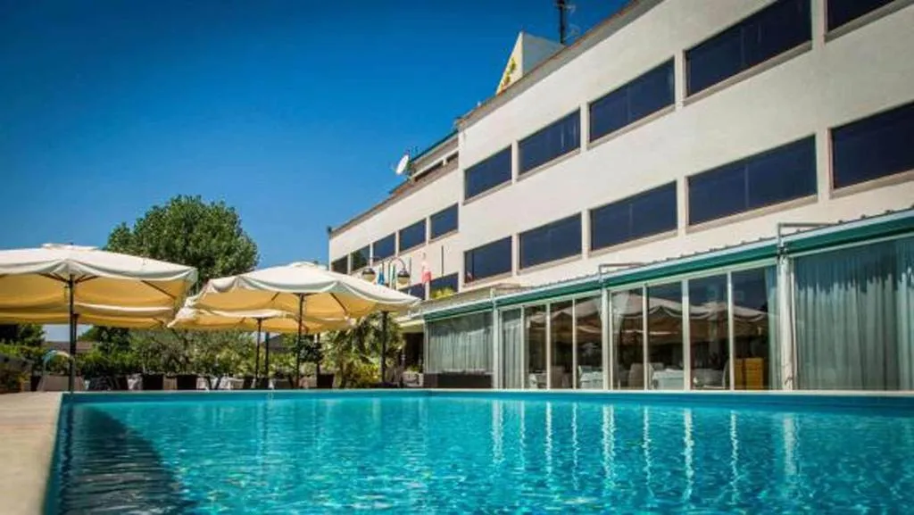 Sports and Entertainment, Hotel Cristallo Relais Sure Hotel Collection by Be, Rome