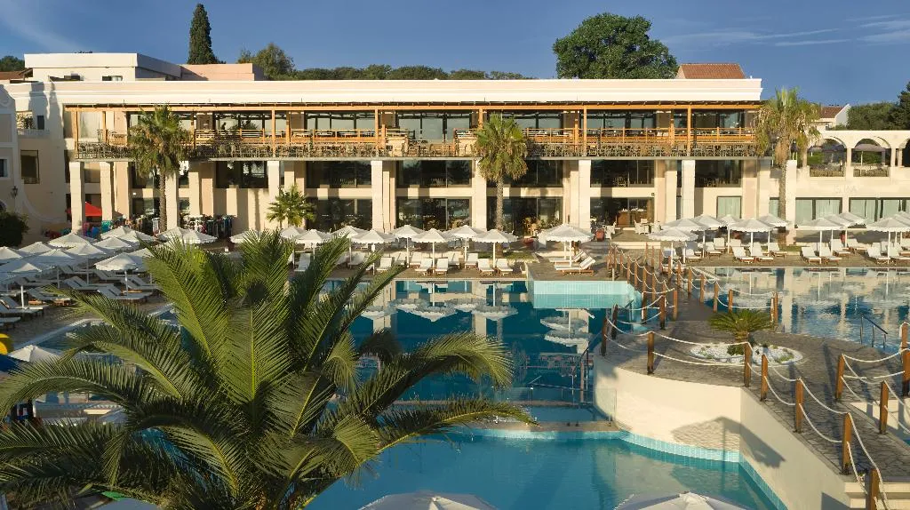 Pool, Roda Beach Resort and Spa, Corfu