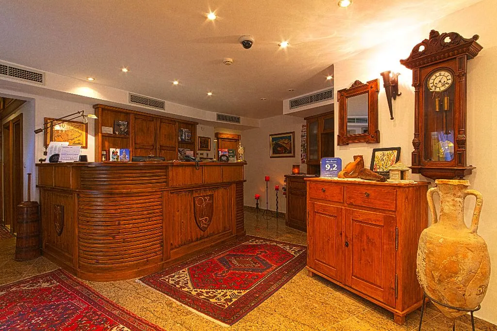 Lobby, Villetta Phasiana, Istria