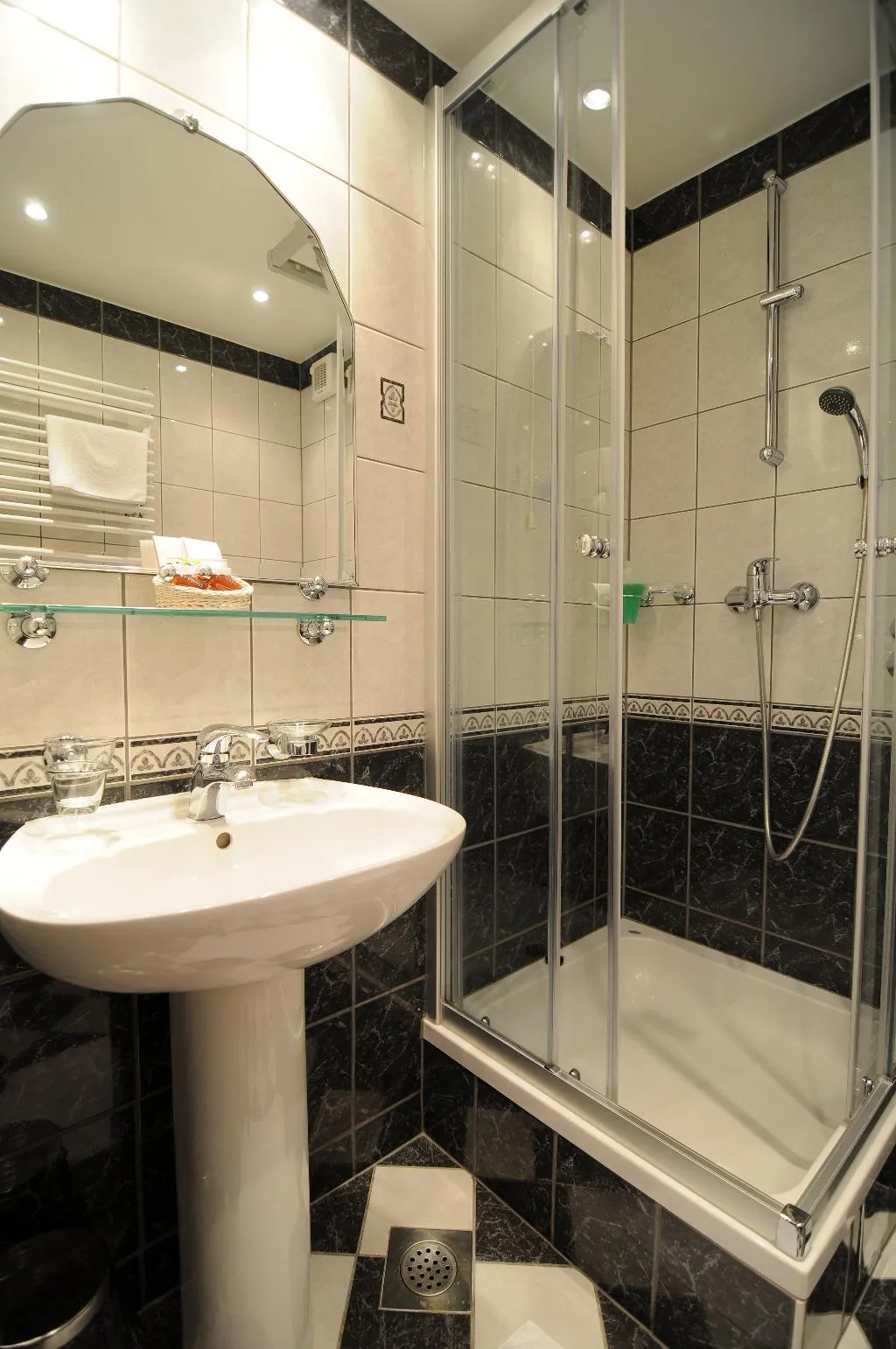JUNIOR SUITE SEA VIEW WITH BALCONY Room, Hotel Rosina, Split