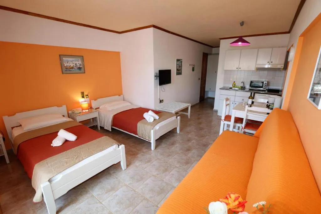 STUDIO STANDARD Room, Aris Studios, Crete