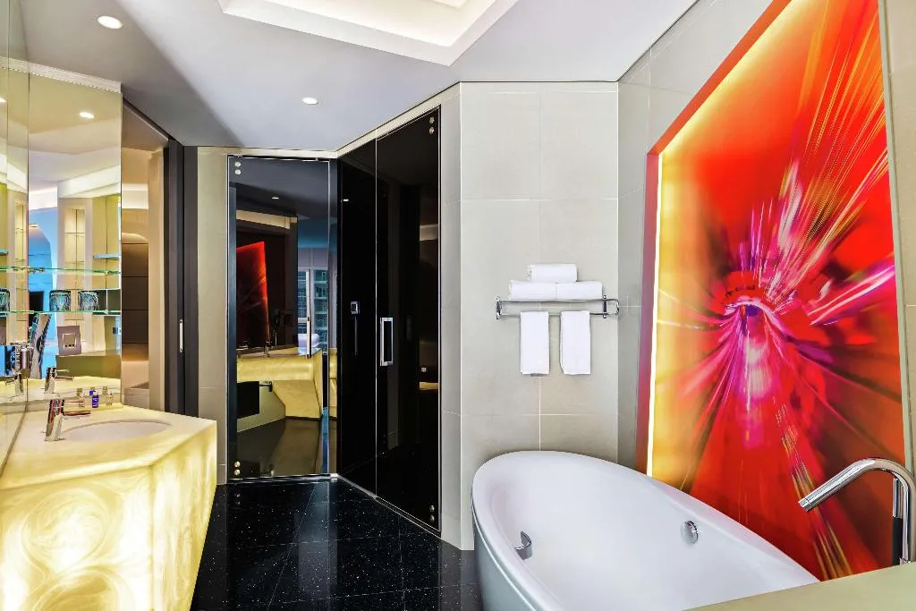 DOUBLE DELUXE Room, V Hotel Dubai, Curio Collection by Hilton, Dubai