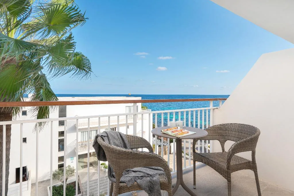 Double or Twin PARTIAL SEA VIEW Room, Hotel Atolon & Kaafu Beach Club, Majorca