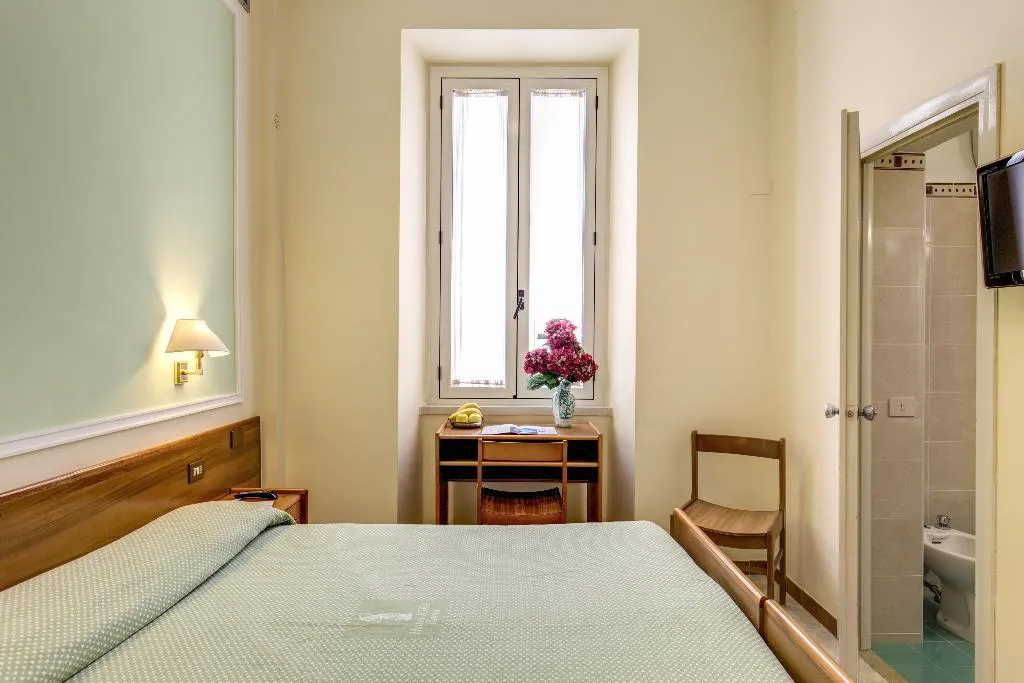 Room, Albergo Igea, Rome