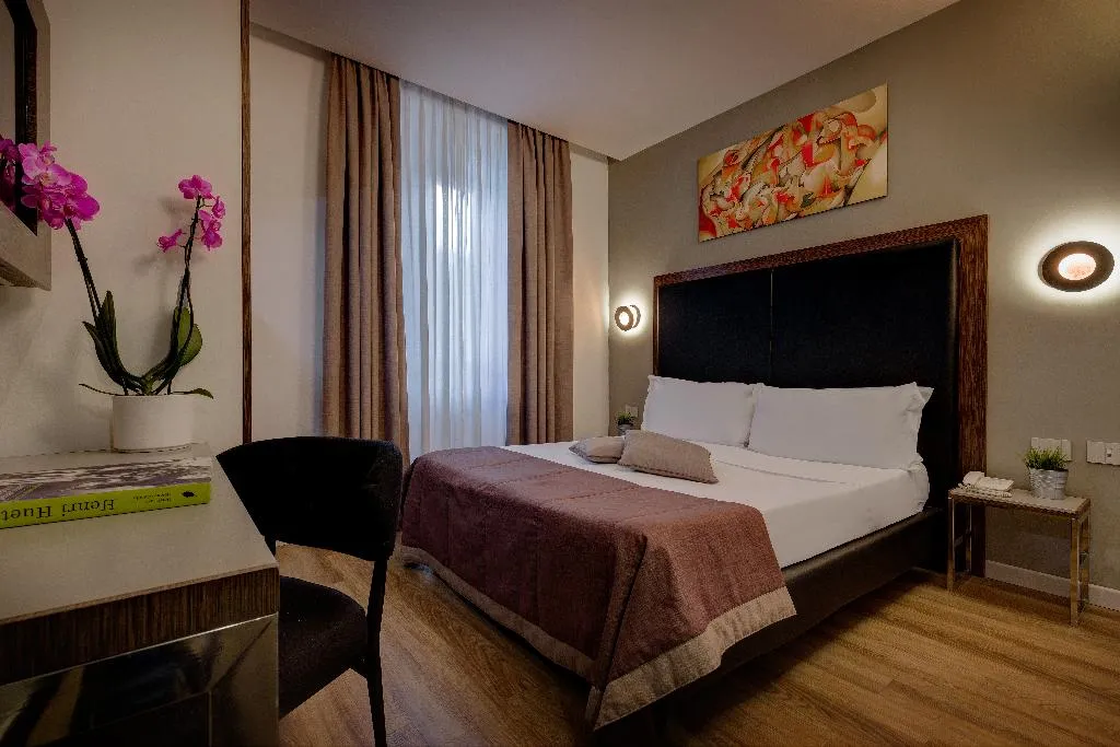 Double or Twin SUPERIOR Room, Al Manthia Hotel, Rome