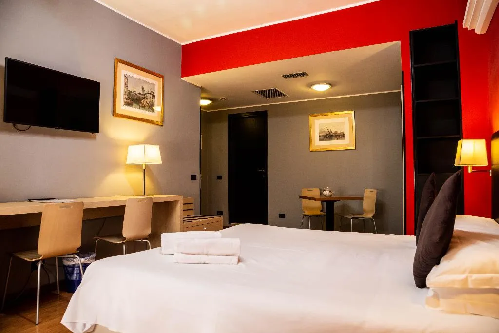 DOUBLE STANDARD Room, Hotel Berlino Milano, Milan