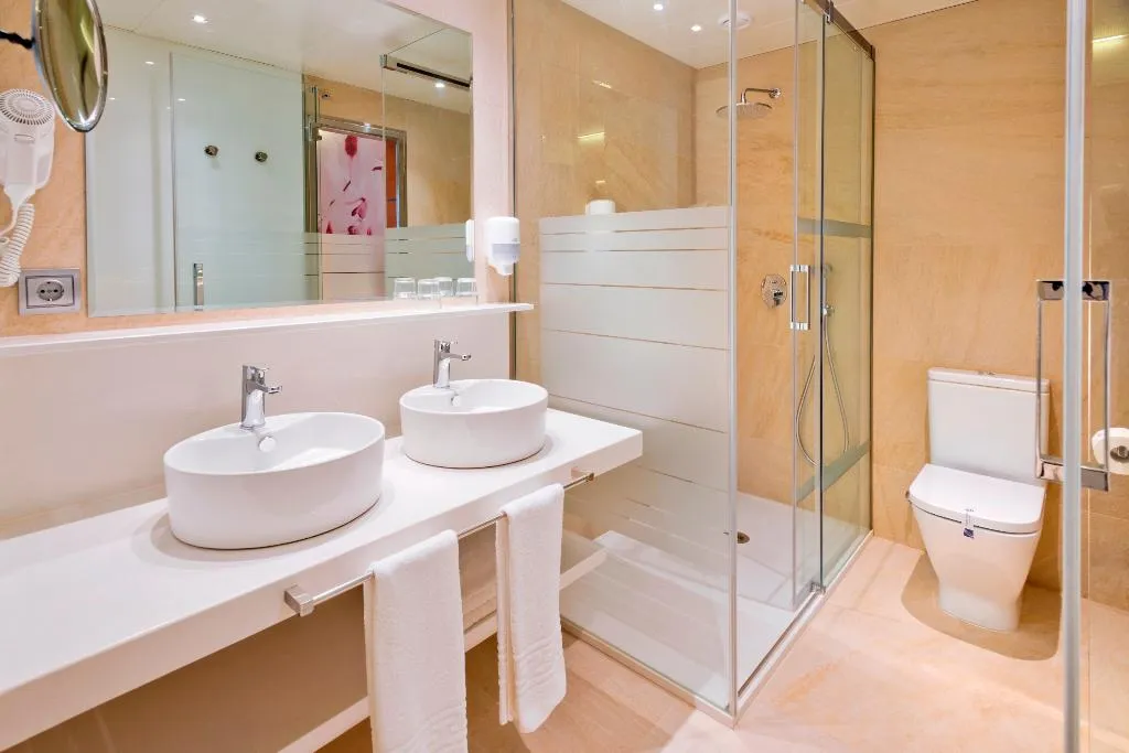 DOUBLE SINGLE USE COMFORT Room, Sumus Monteplaya, Costa Brava