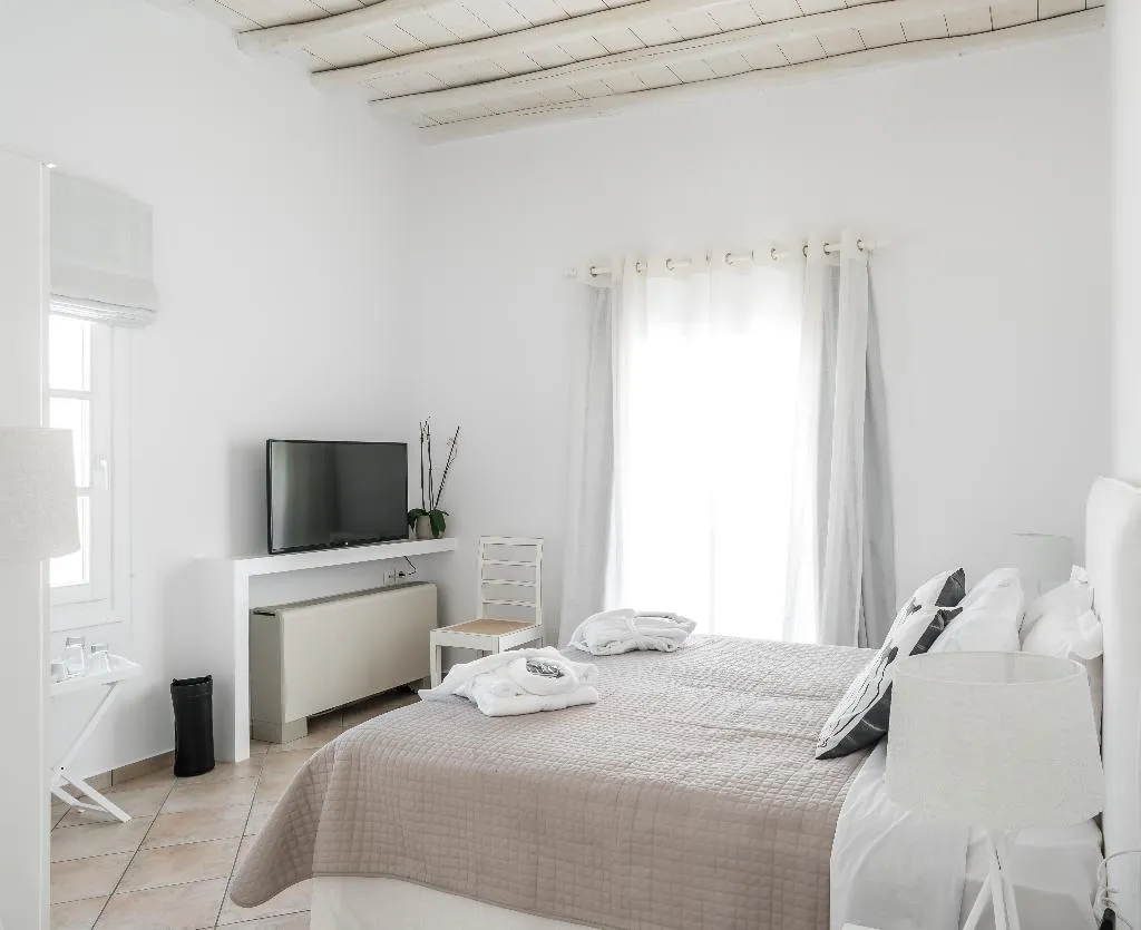 DOUBLE DELUXE Room, Capo Di Mykonos Resort, Mykonos