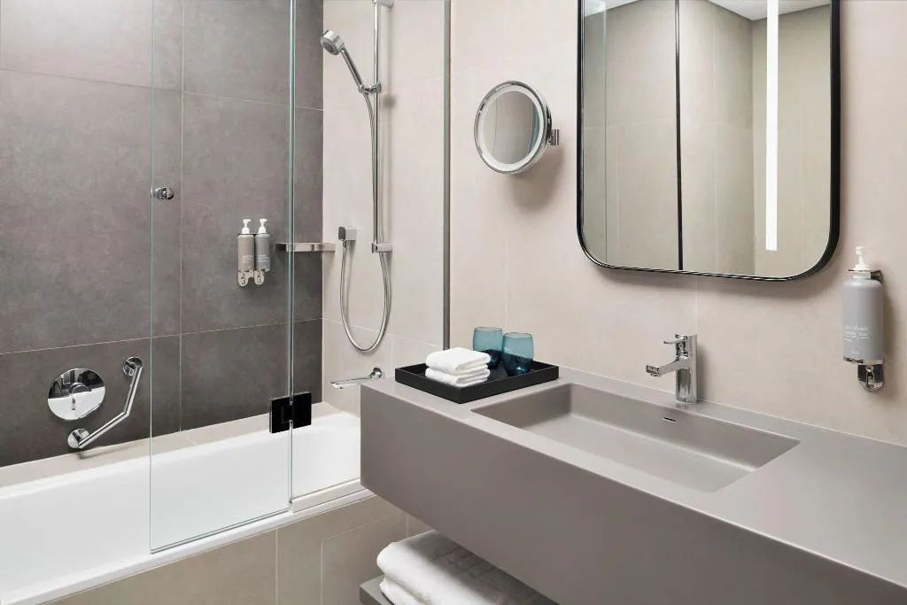 Room, Courtyard By Marriott World Trade Centre Dubai, Dubai