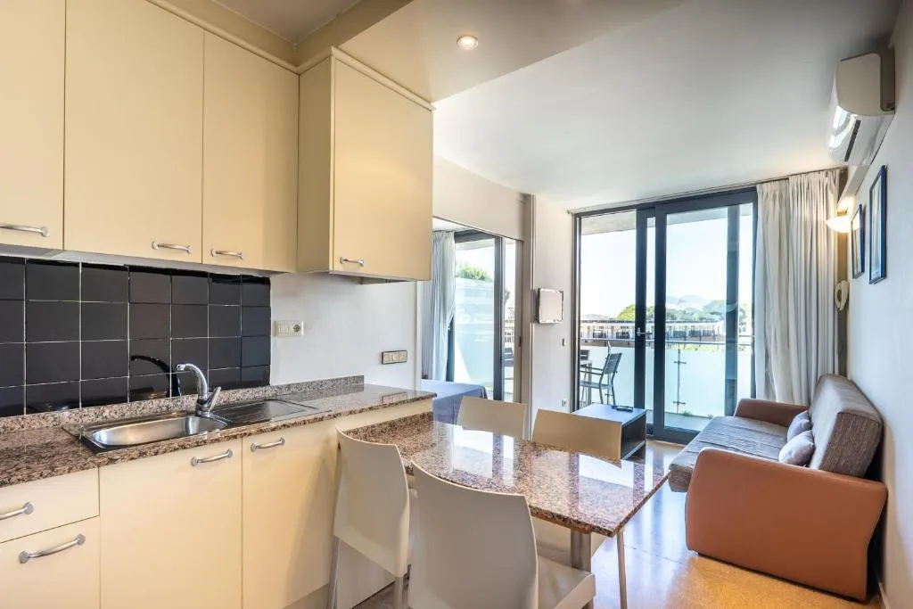 APARTMENT ECONOMY Room, Comtat Sant Jordi, Costa Brava
