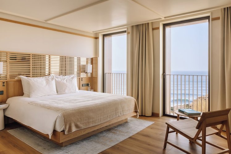Aethos Ericeira, Lisbon