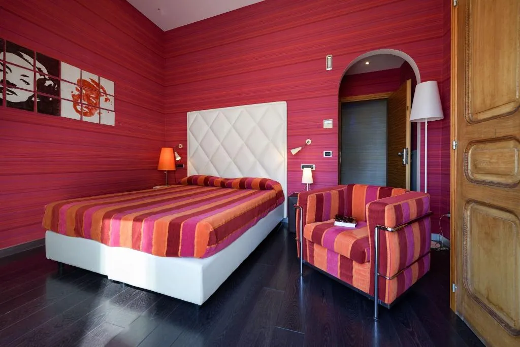 DOUBLE CLASSIC Room, Palazzo Ferraioli, Naples