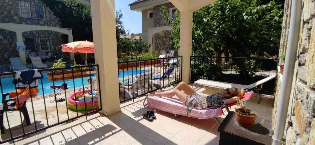 Terrace, Çilek's Apart Otel, Dalaman
