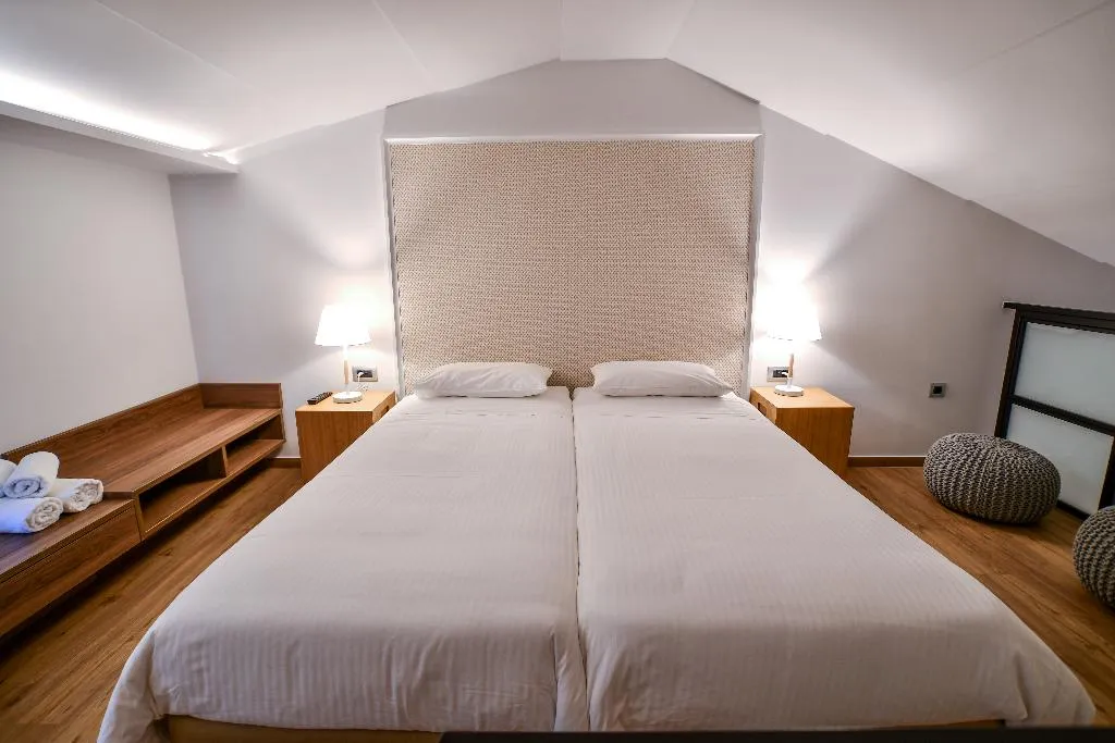 SUITE GARDEN VIEW WITH BALCONY Room, Olympion Asty Hotel, Kalamata