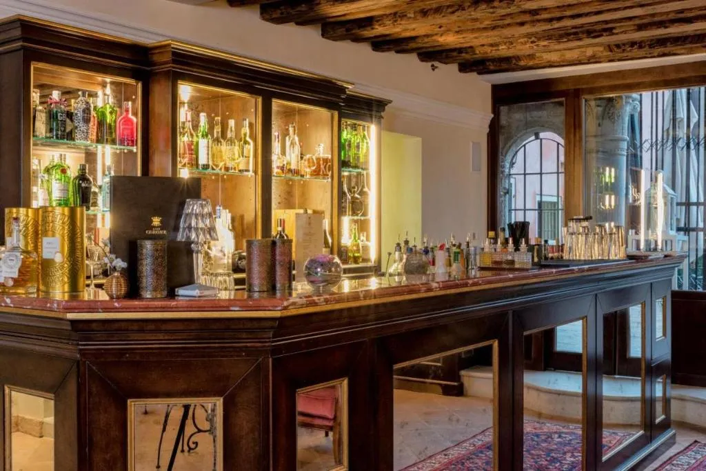 Bar, Nani Mocenigo Palace, Venice
