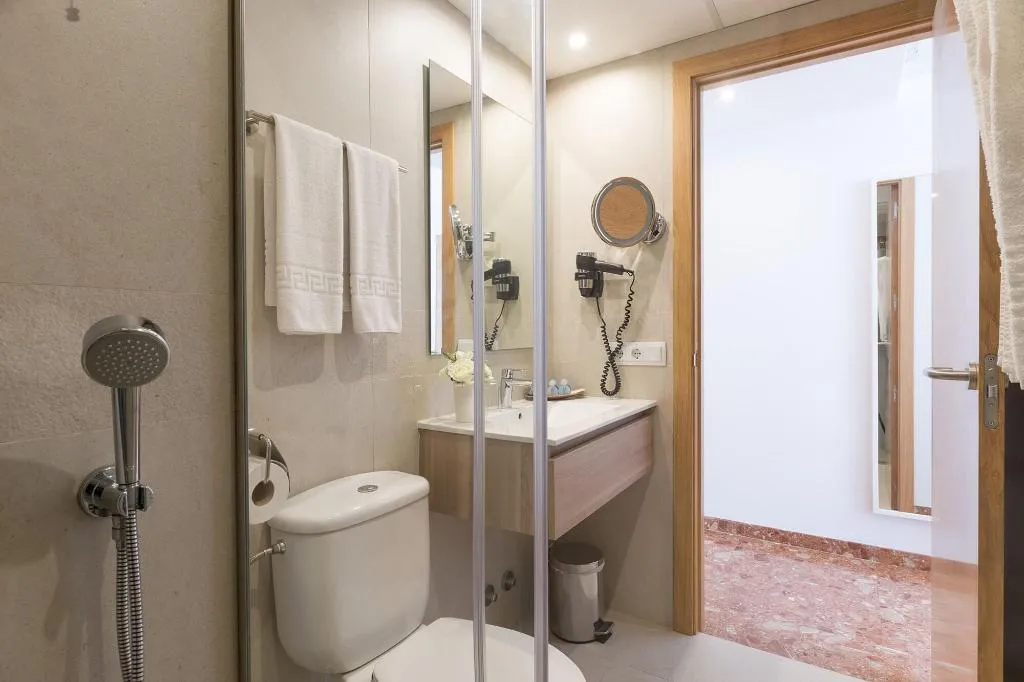 Room, Hostal Menurka, Menorca