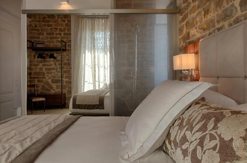 SUITE SUPERIOR ONE BEDROOM Room, Donati Luxury Tower, Florence