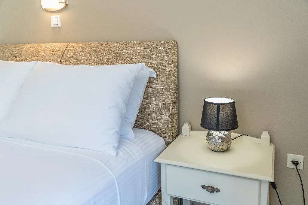 Double or Twin GARDEN VIEW CAPACITY 2 Room, Studios Vrionis Panoramic Sunset, Kefallinia
