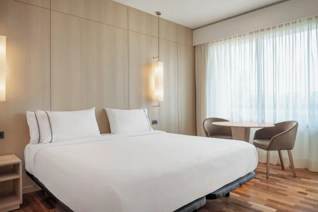 DOUBLE KING SIZE BED Room, AC Málaga Palacio, Costa Del Sol