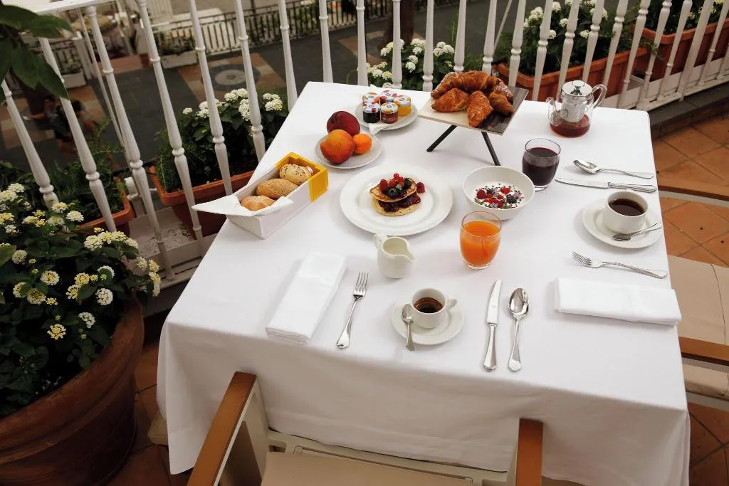 Restaurant, Hotel Residence Amalfi, Naples