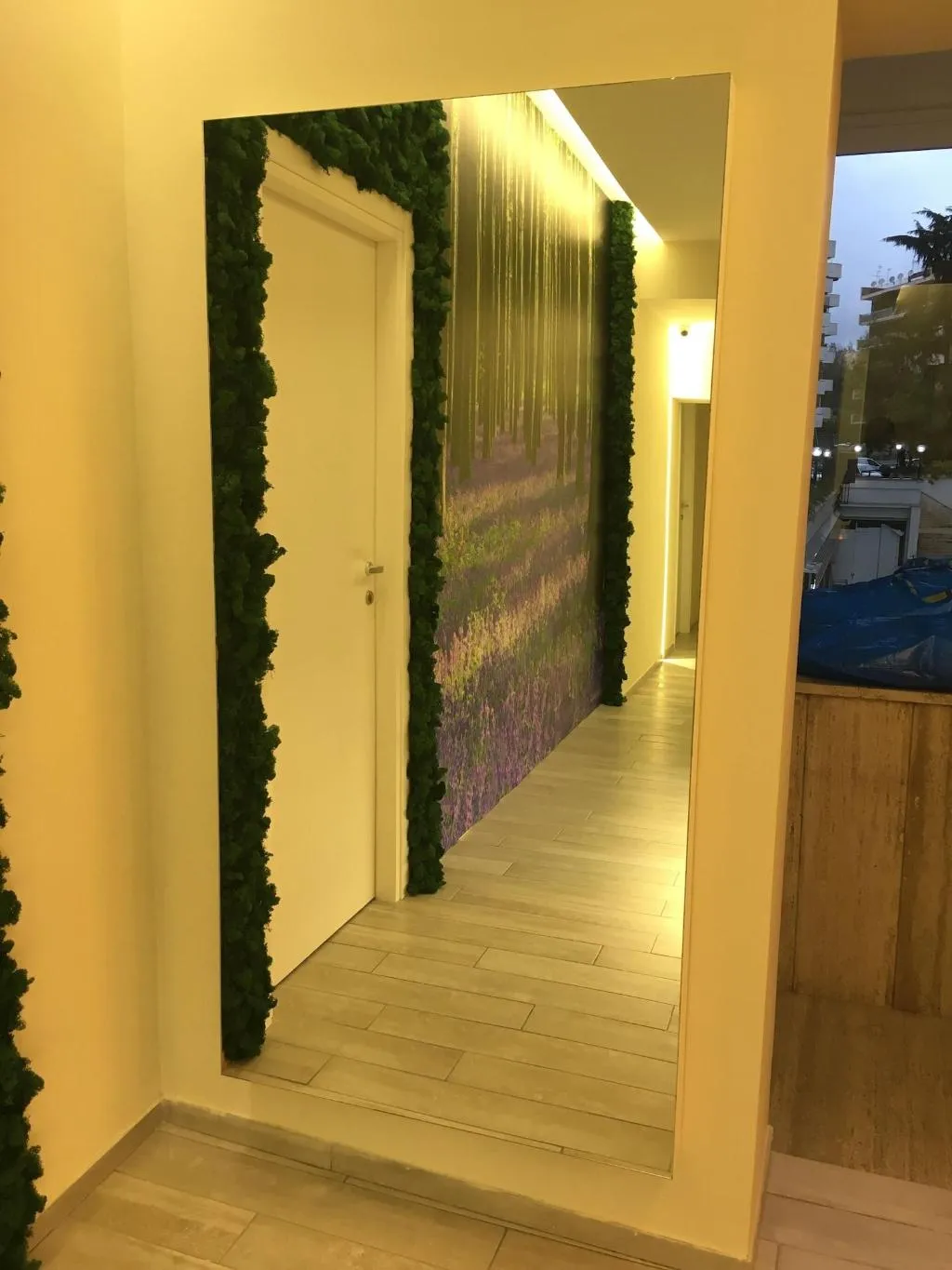 Lobby, Morra's Home, Naples