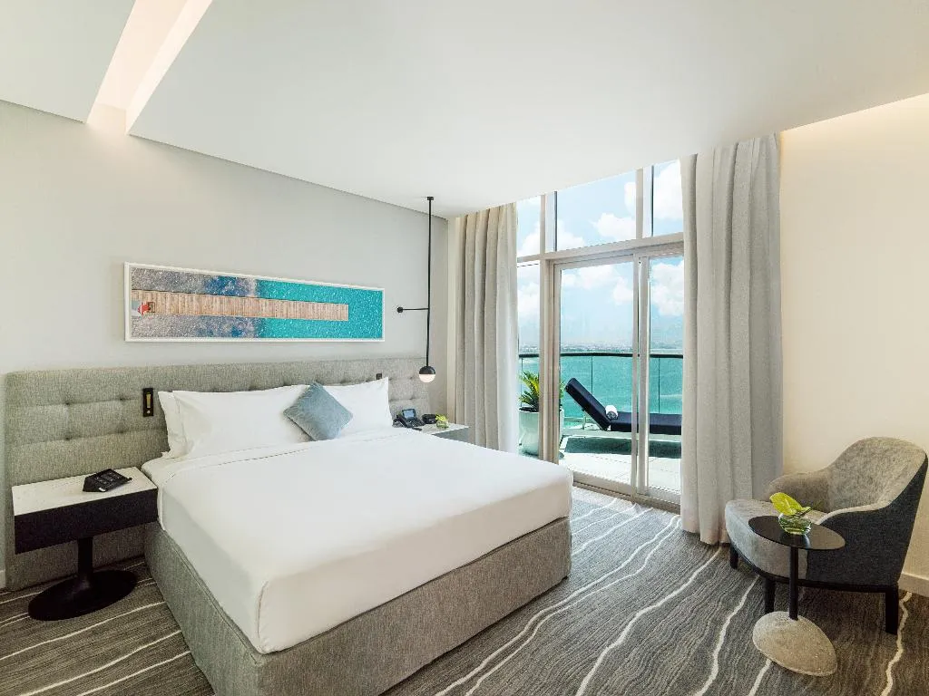 SUITE TWO BEDROOMS WITH KITCHENETTE Room, Th8 Palm Dubai Beach Resort Vignette Collection, Dubai