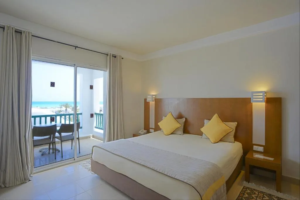JUNIOR SUITE STANDARD Room, Vincci Helios Beach, Tunisia