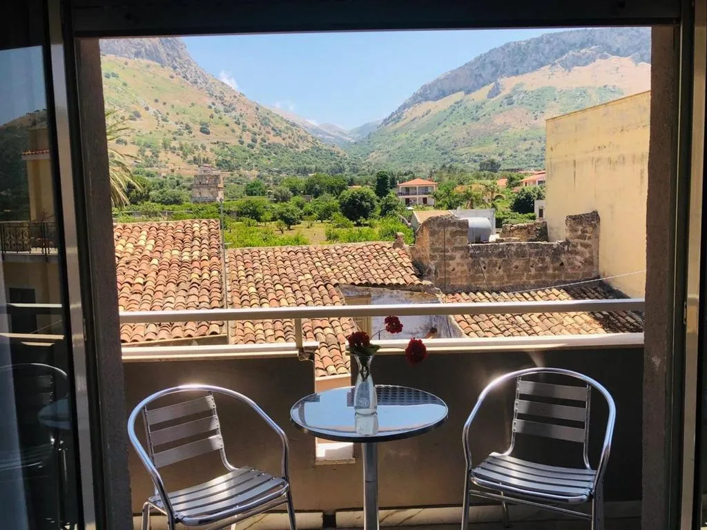 Room, Antichi Colori, Palermo