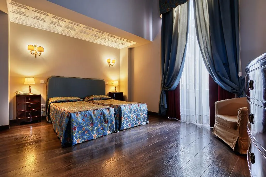Double or Twin COMFORT Room, Decumani Hotel de Charme, Naples