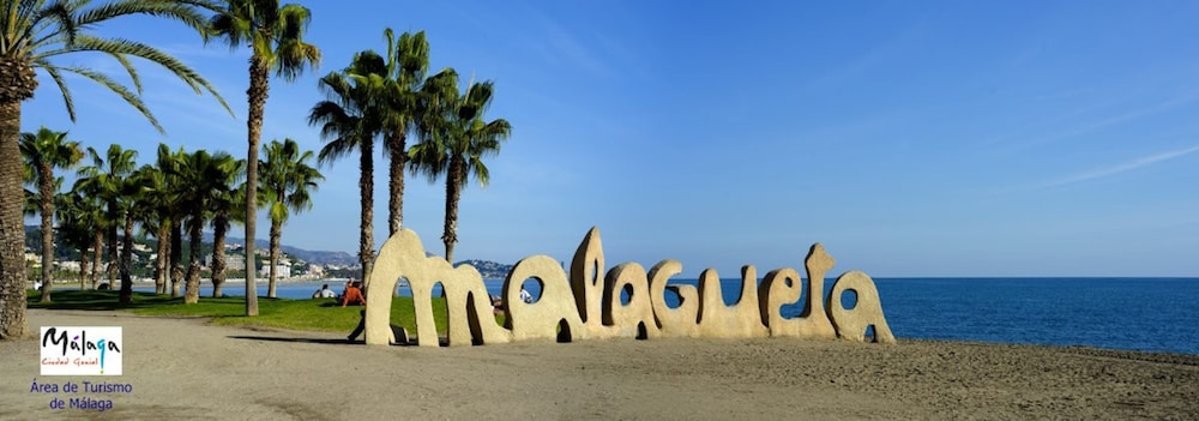 Holidays2Malaga Suites Apartments, Costa Del Sol