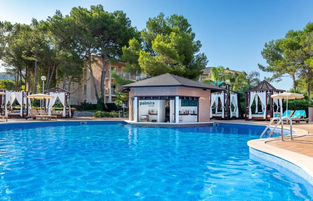 Bar, VIVA Cala Mesquida Suites and Spa Adults Only 16+, Majorca