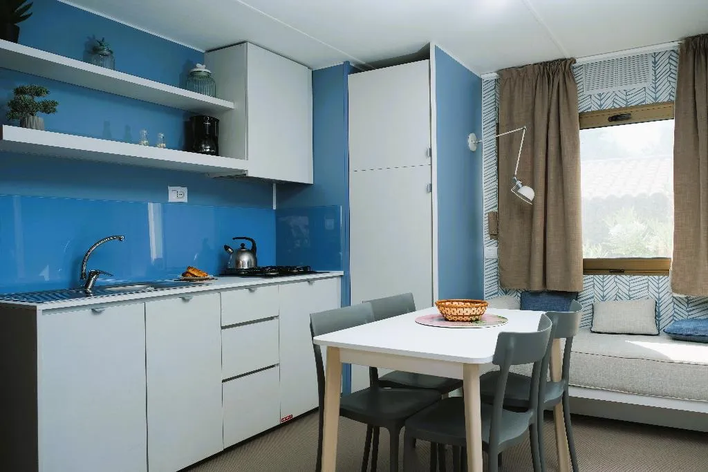 JUNIOR SUITE TWO BEDROOMS TWO BATHROOMS Room, Torre Del Porticciolo Camping - Village - Gampling, Alghero