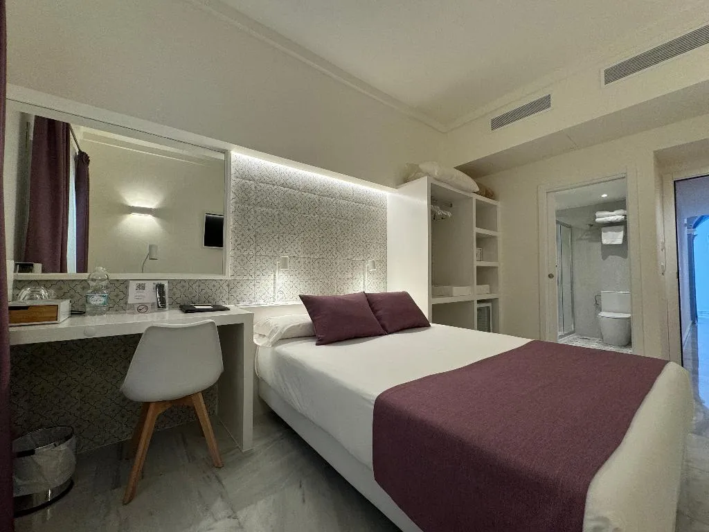 DOUBLE CITY VIEW Room, Plaza Cavana, Costa Del Sol