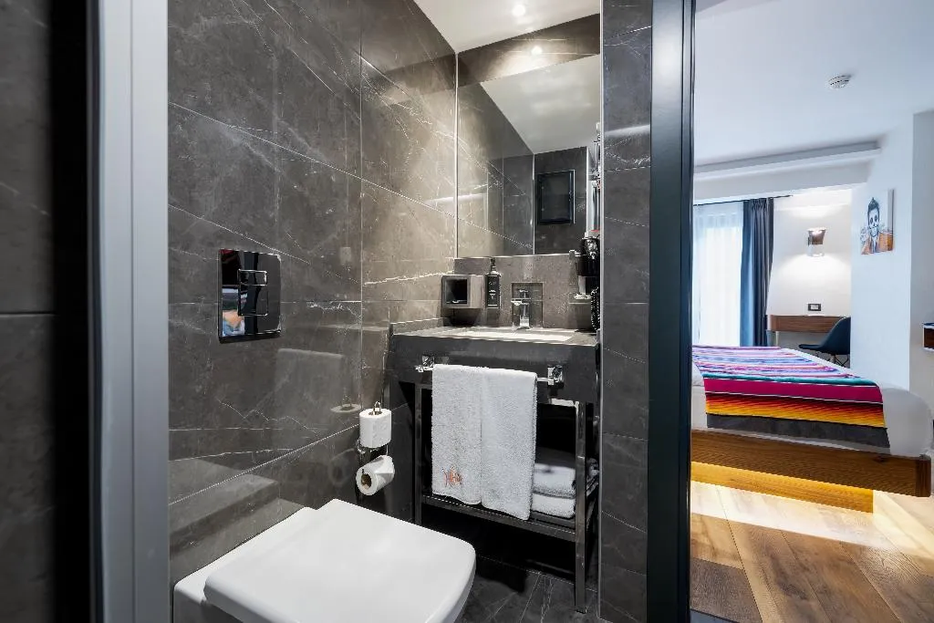 DOUBLE STANDARD Room, Hay Hotel Alsancak, Izmir