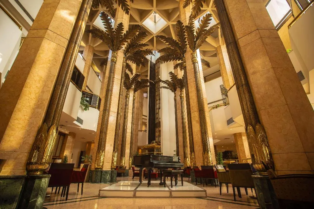 Restaurant, Ramses Hilton, Cairo
