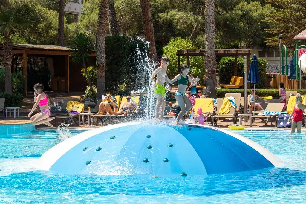 Pool, Golden Avenida Family Suites, Costa Dorada