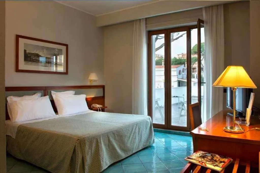 Room, Hotel Marad, Naples