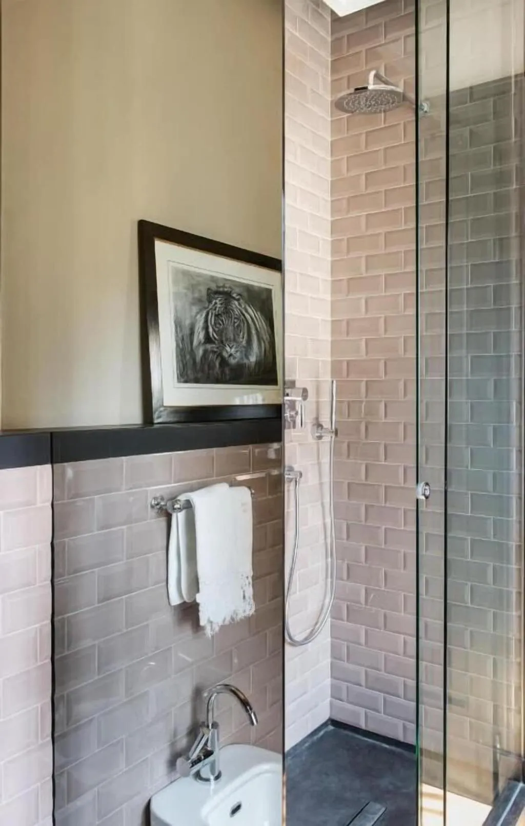 Room, Velona's Jungle Luxury Suites, Florence
