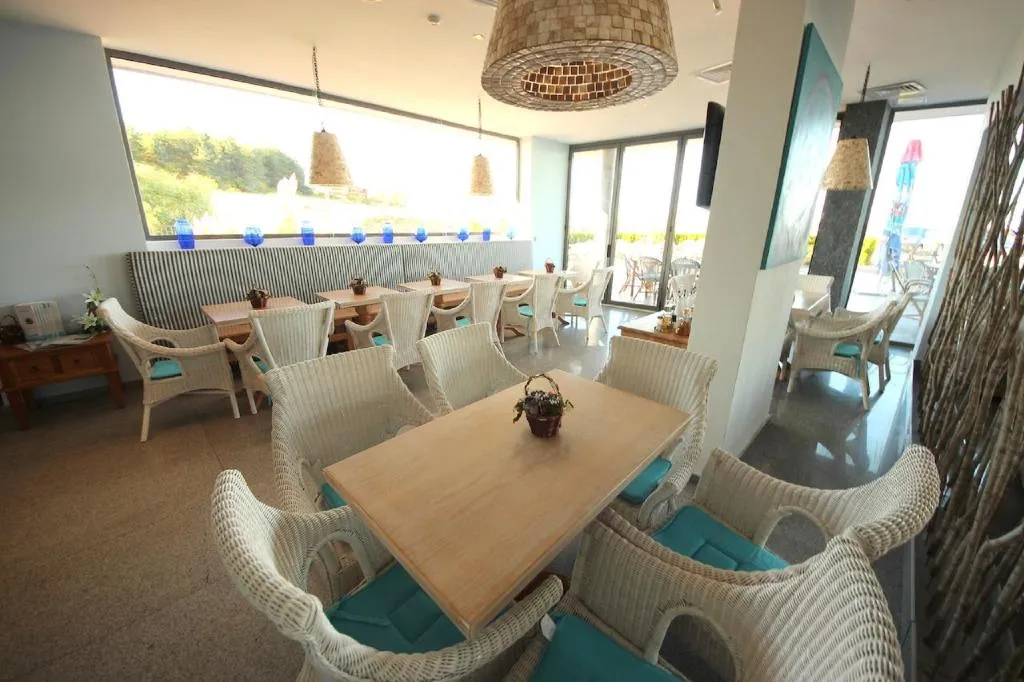 Restaurant, Menada Sozopol Apartments, Bourgas