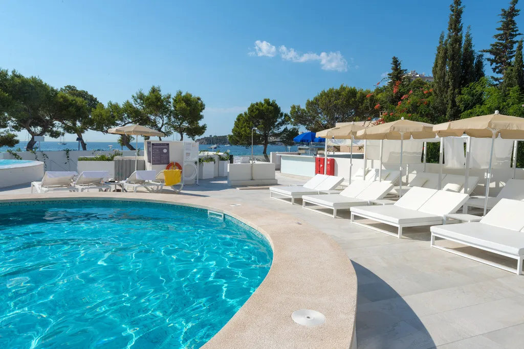 Pool, FERGUS Style Palmanova, Majorca