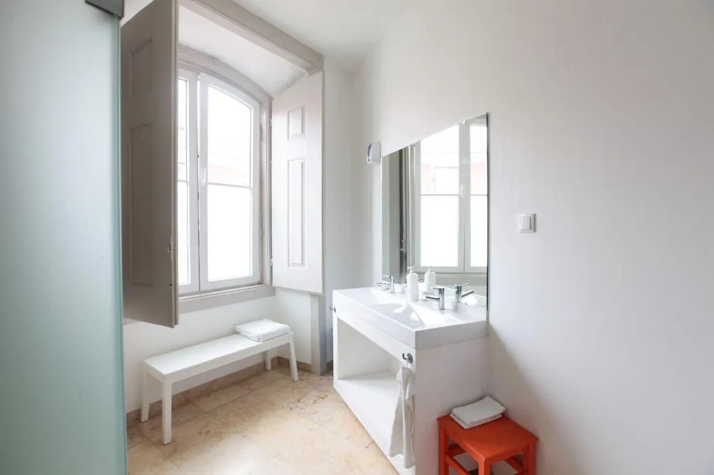Room, Inn Possible Lisbon Hostel, Lisbon