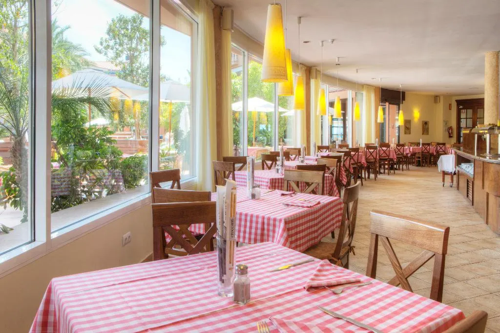 Restaurant, Hotel Sunway Playa Golf & Spa, Sitges, Costa Brava