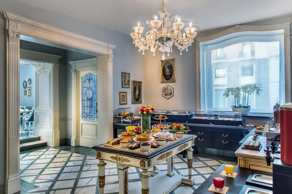 Restaurant, Grand Hotel Santa Lucia, Naples