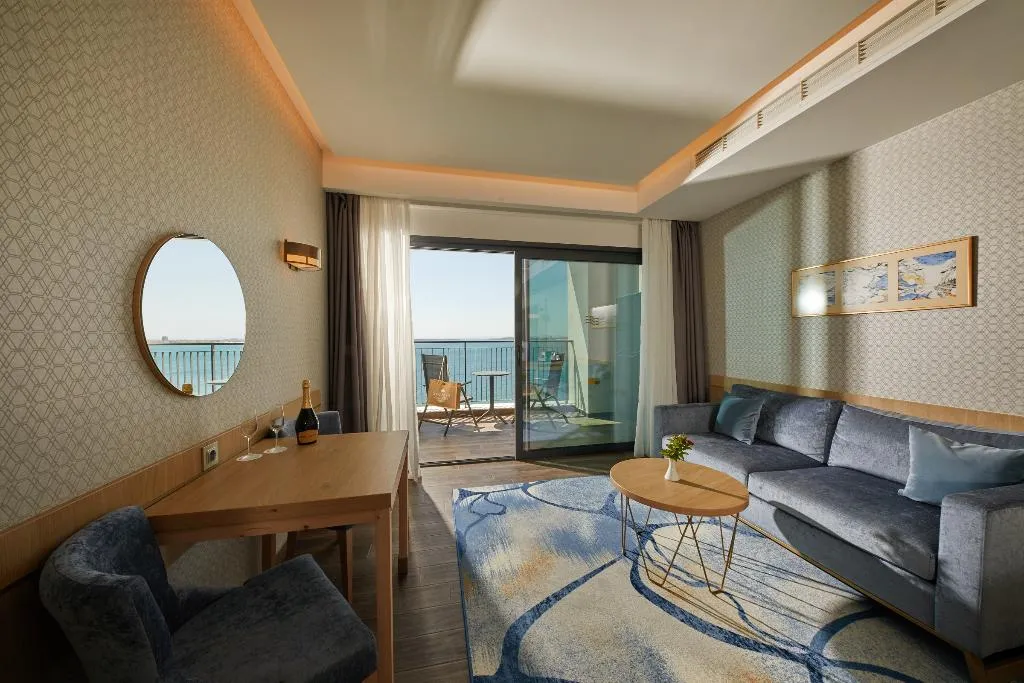 JUNIOR SUITE DELUXE Room, Secrets Sunny Beach Resort & Spa, Bourgas