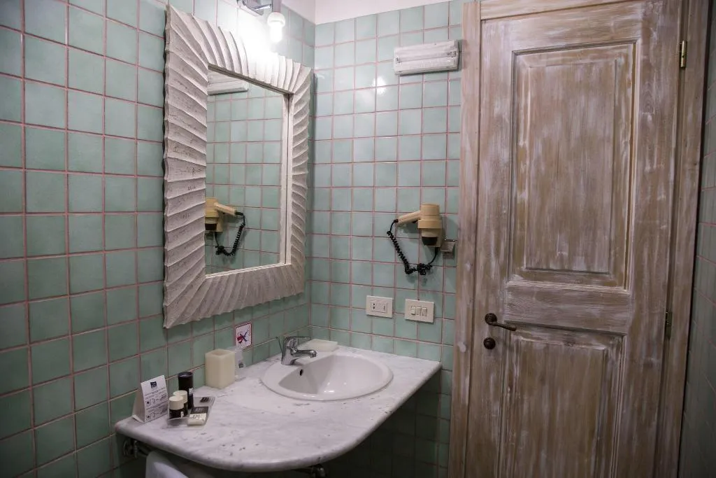 TWIN STANDARD Room, Sant Elmo Beach, Cagliari