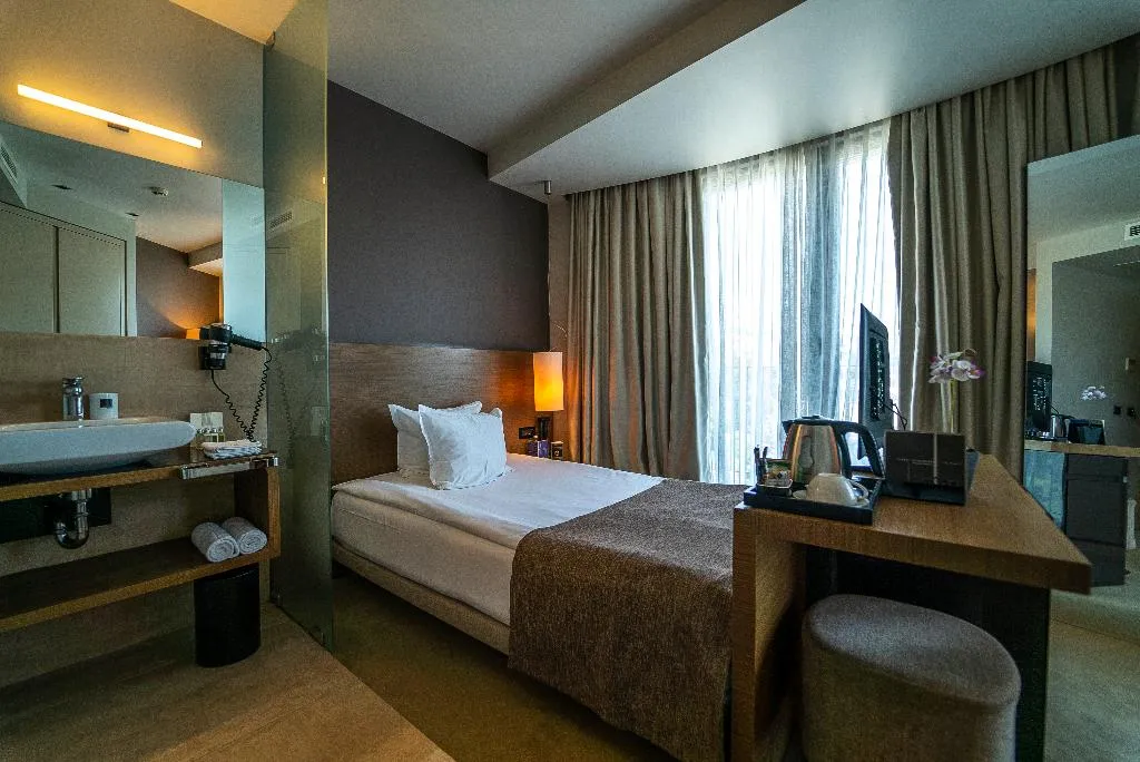 SINGLE DELUXE Room, Modus, Varna