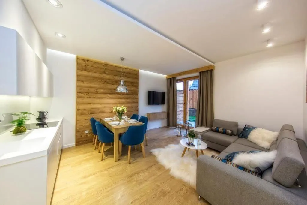 Room, ApartHotel Giewont, Krakow